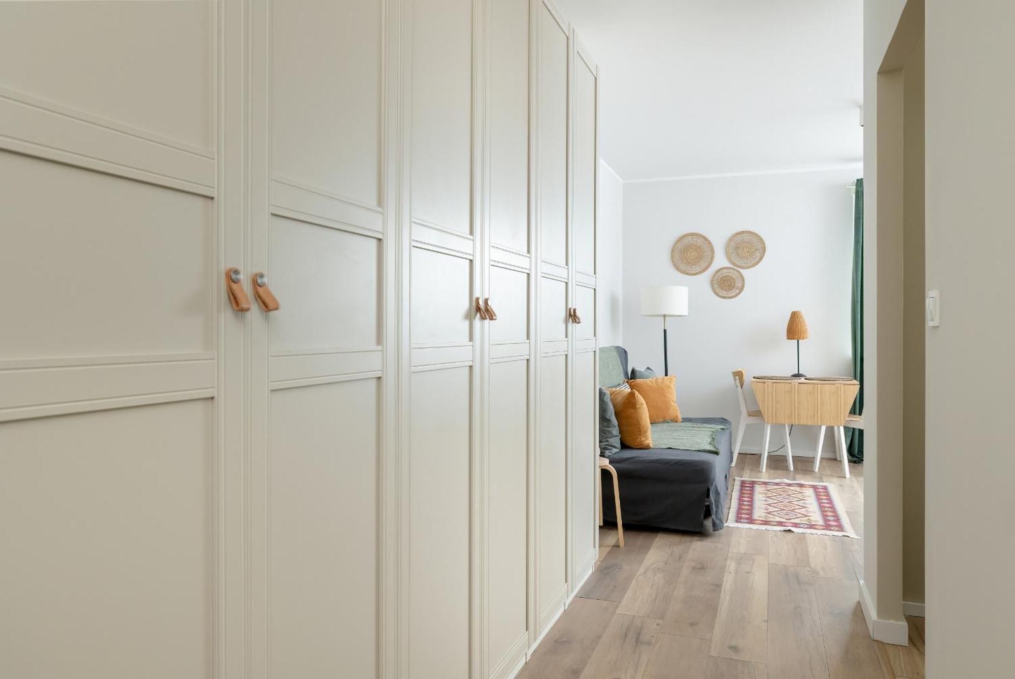Tysiaclecia Studio Apartament Z Balkonem I Darmowym Parkingiem By Noclegi Renters 카토비체 외부 사진